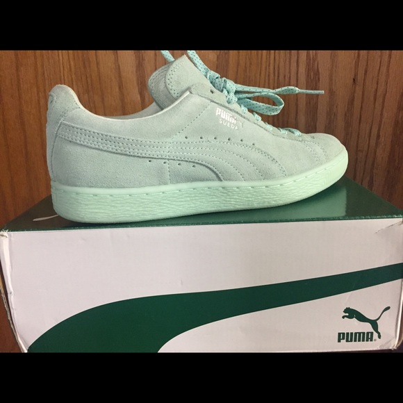 Puma's Men Suede Classic Trainer: Iced Mint - Picture 1 of 4