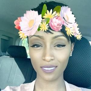 Meet your Posher, Naomie