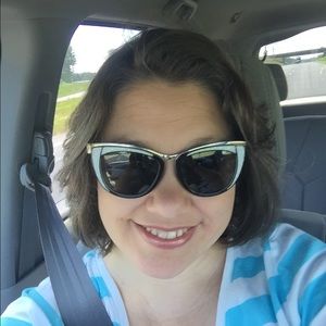 Meet your Posher, Amy