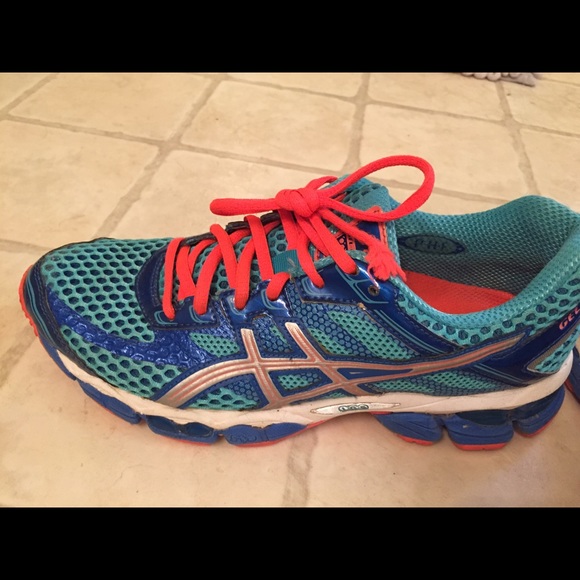 Asics running shoes, size 7