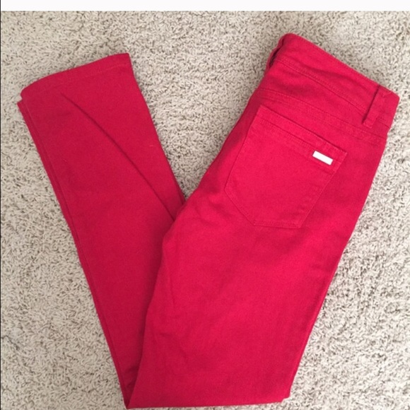 Black house white market red NOIR jeans
