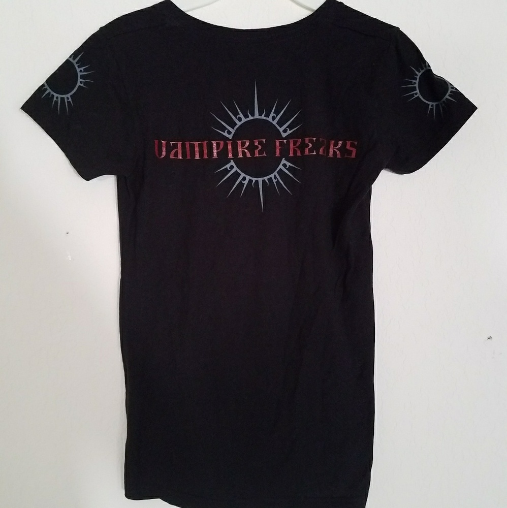Vampirefreaks Tshirt Vneck Red Graphic Goth Punk - Picture 7 of 8