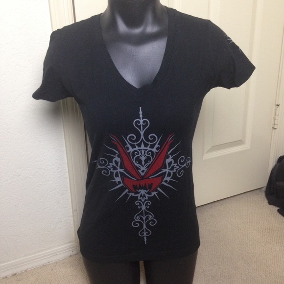 Vampirefreaks Tshirt Vneck Red Graphic Goth Punk - Picture 2 of 8
