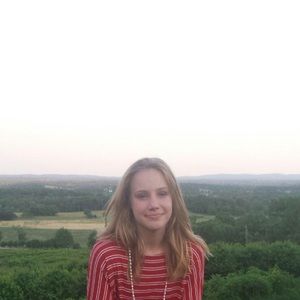 Meet your Posher, Caroline