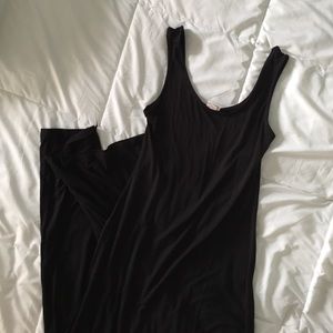 Black maxi dress
