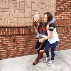 Meet your Posher, Hailey