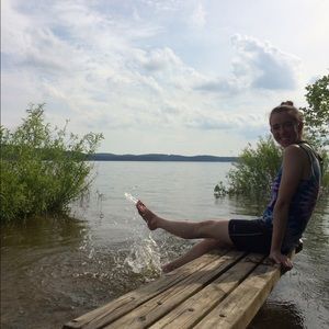 Meet your Posher, Emilia