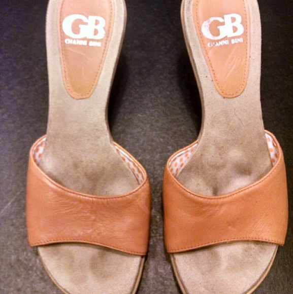 Gianni Bini How Fab Sandals