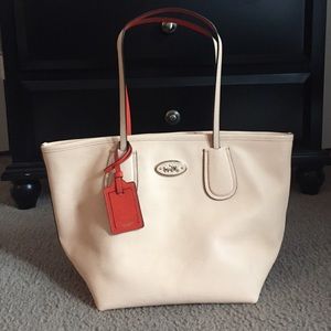 AUTHENTIC never used before coach purse