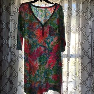 Lilly Pulitzer V neck t-shirt dress