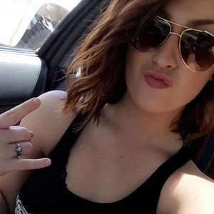 Meet your Posher, Jena