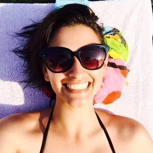 Meet your Posher, Elis