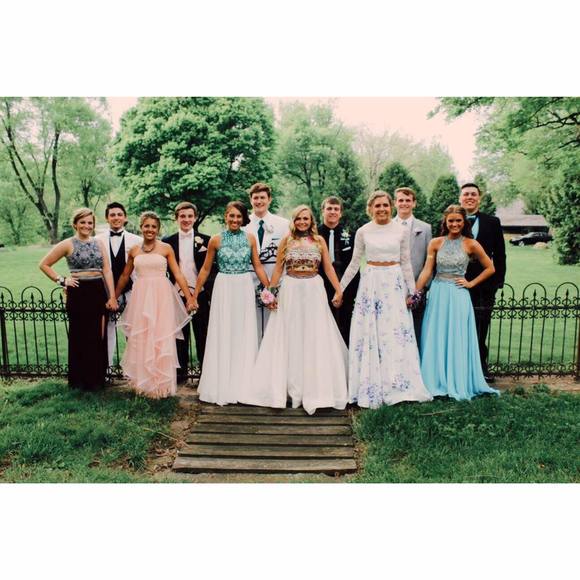 Meet your Posher, Makenzie - Picture 1 of 1