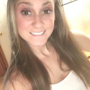 Meet your Posher, Maegan