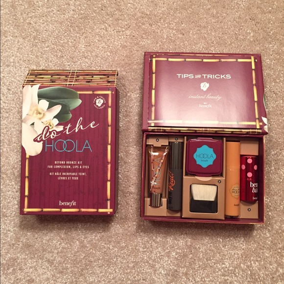 Benefit Do the Hoola kit NIB