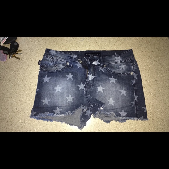 Rock and Republic shorts