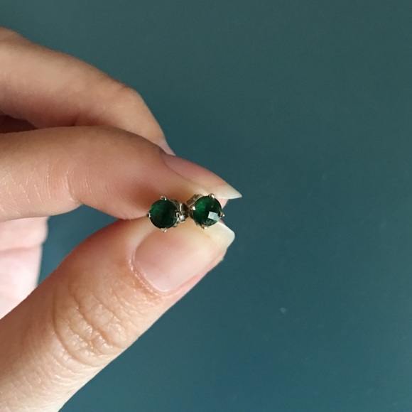 Emerald earrings