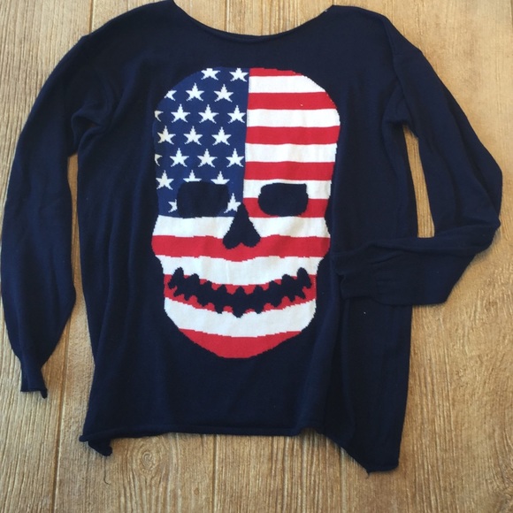 Skull sweater