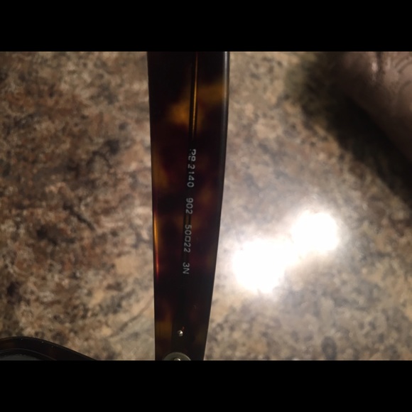 ***SOLD*** Ray-Ban Wayfarers - Picture 3 of 4