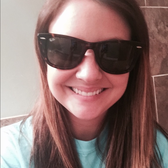 ***SOLD*** Ray-Ban Wayfarers - Picture 4 of 4