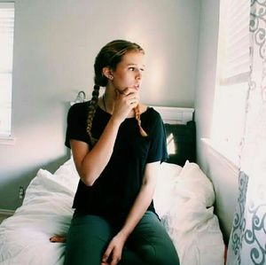 Meet your Posher, Georgia