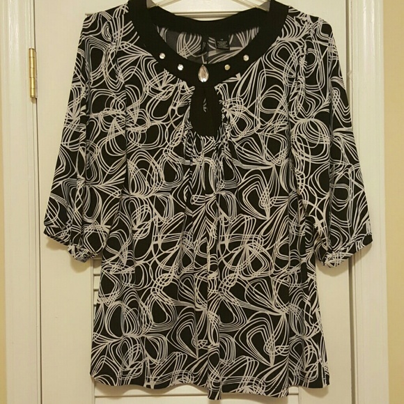 New Directions Woman Blouse; Size 1X