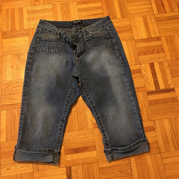 Capris