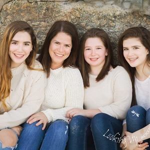 Meet your Posher, Lilach