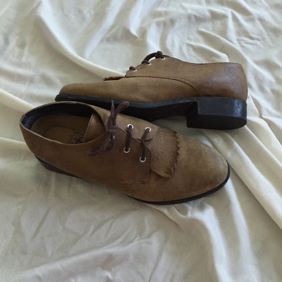 Ariat shoes