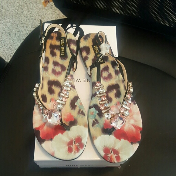 Nine West thong sandal