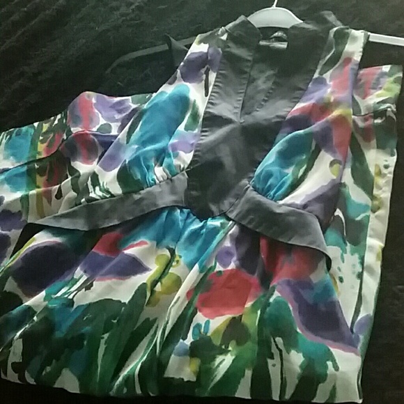 Beautiful satin/ watercolored summer dress - Picture 3 of 4