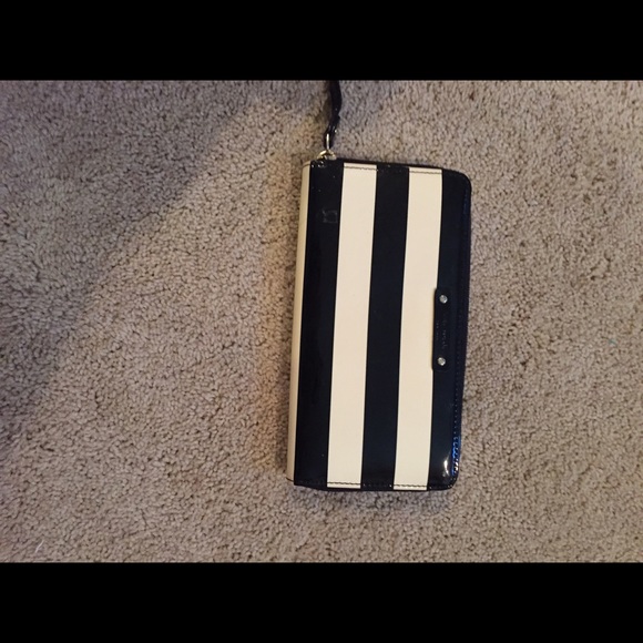 kate spade Handbags - Wallet
