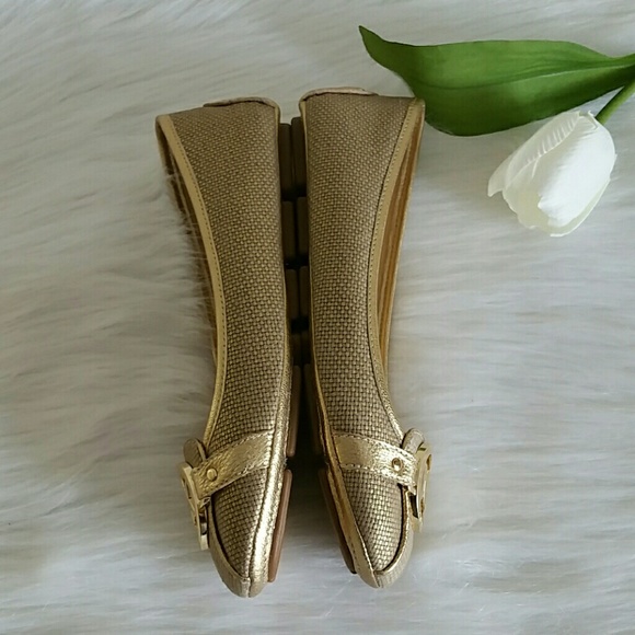 NEW Authentic Michael Kors  Flat Shoes. - Picture 4 of 4