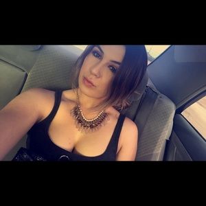 Meet your Posher, Marissa