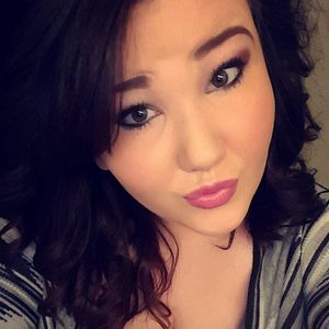 Meet your Posher, Jade