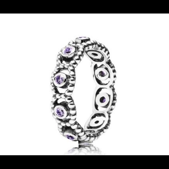 Pandora Her Majesty Stackable ring!