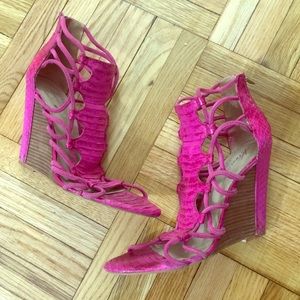 Kenneth Cole Pink Strappy Wedge Sandal