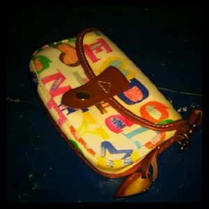 Dooney & Bourke wristlet