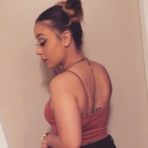 Meet your Posher, Cierra