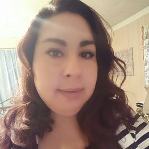 Meet your Posher, Melisa