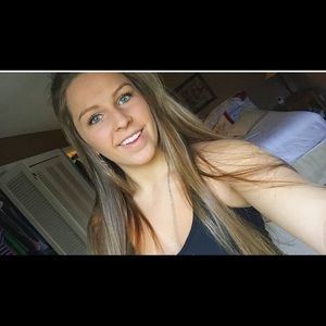 Meet your Posher, Lexy