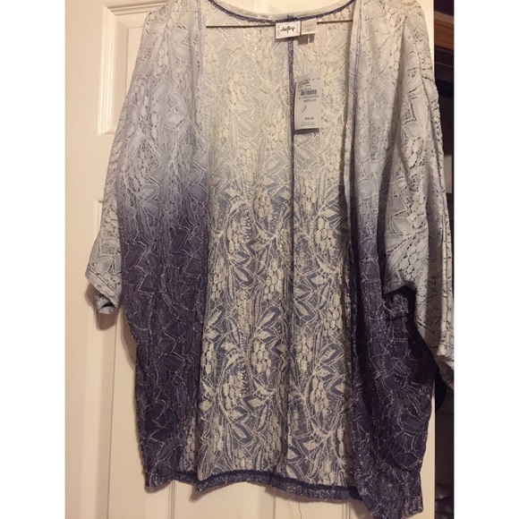NWT daytrip Cardigan!😁
