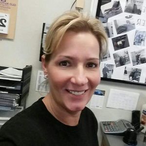 Meet your Posher, Debbie