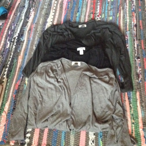 2 NWOT Old Navy Cross Body Shirt Bundle