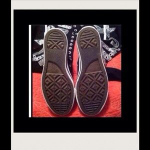 Knee High Black & White Converse Chuck Taylor's 💯