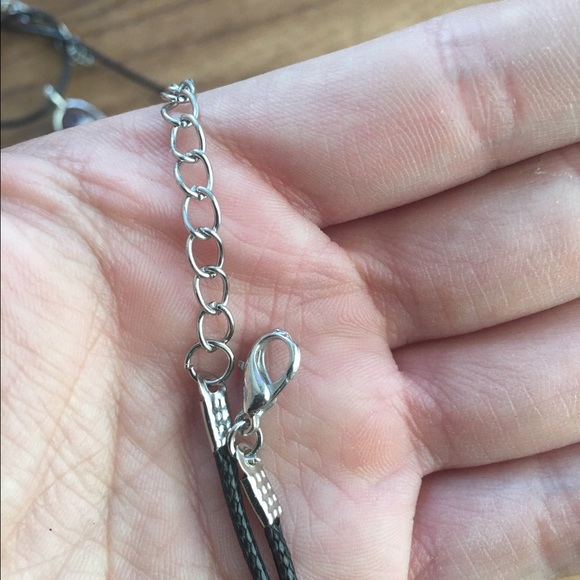 Stone Quartz Necklace - Picture 2 of 3