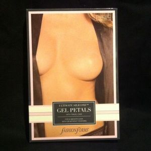 Silicone Nipple concealing gel petals (129)