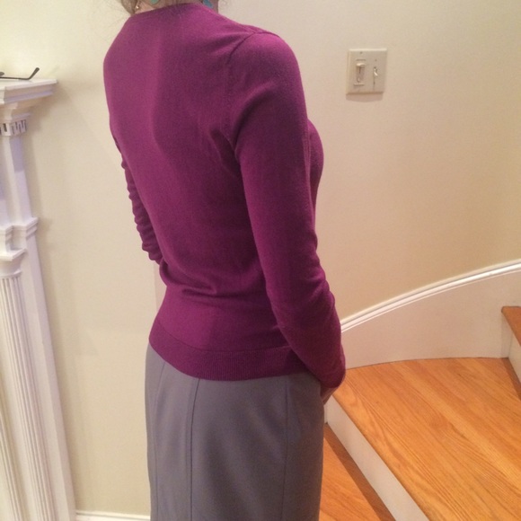 Anne Taylor size small cardigan in purple - Picture 2 of 4