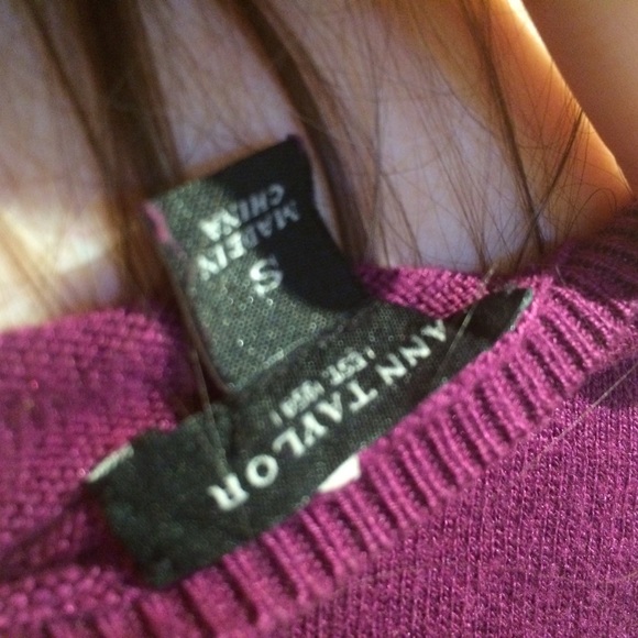 Anne Taylor size small cardigan in purple - Picture 4 of 4