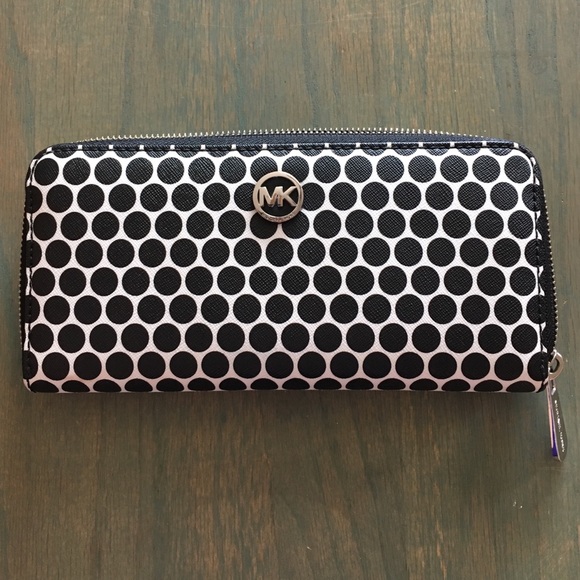 Michael Kors wallet
